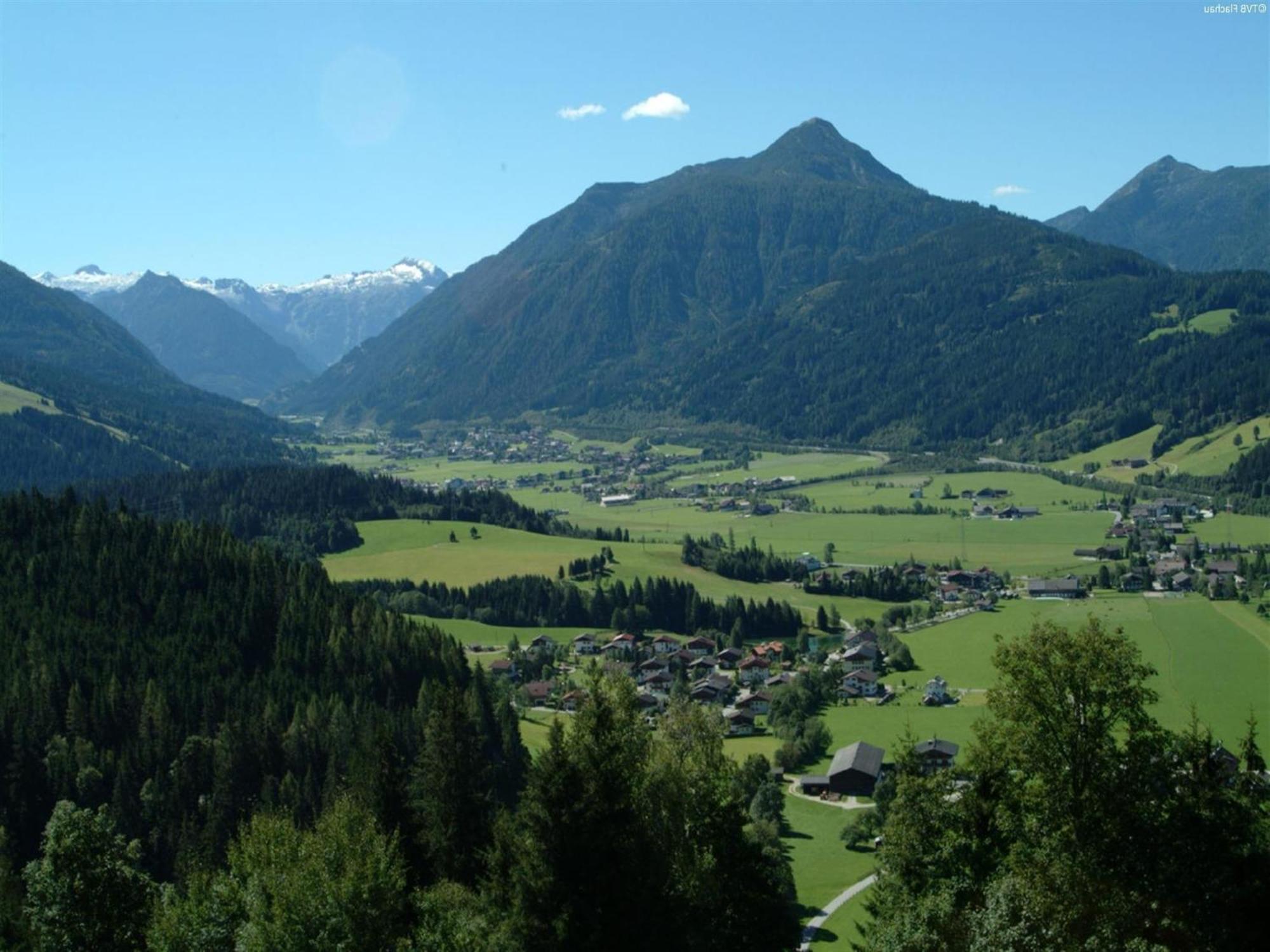 Apartment Near Flachau With Mountain View Екстериор снимка